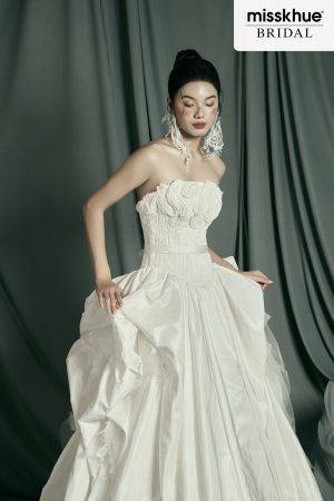 Elysia Wedding Dress